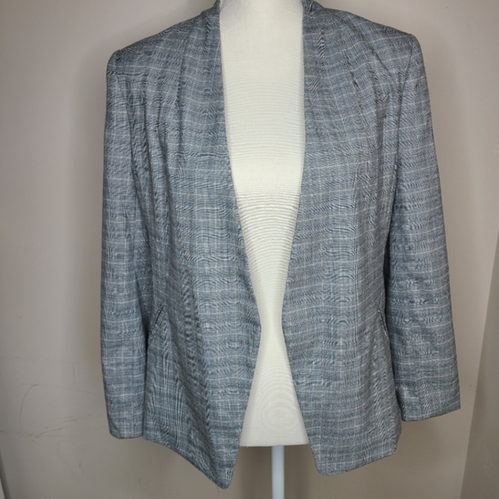 Banana Republic - Woman's Gray Plaid Open Front Blazer Size 8